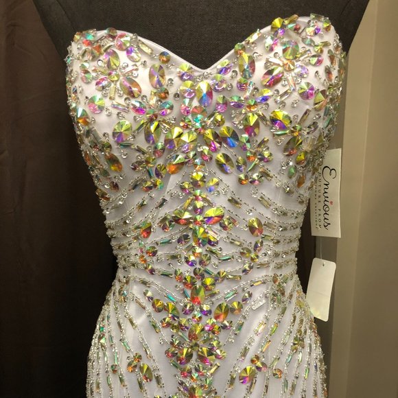Wow $235 Mermaid Gown by Envious size 4 White LAST REDUCTION NEED SALES - Picture 2 of 16